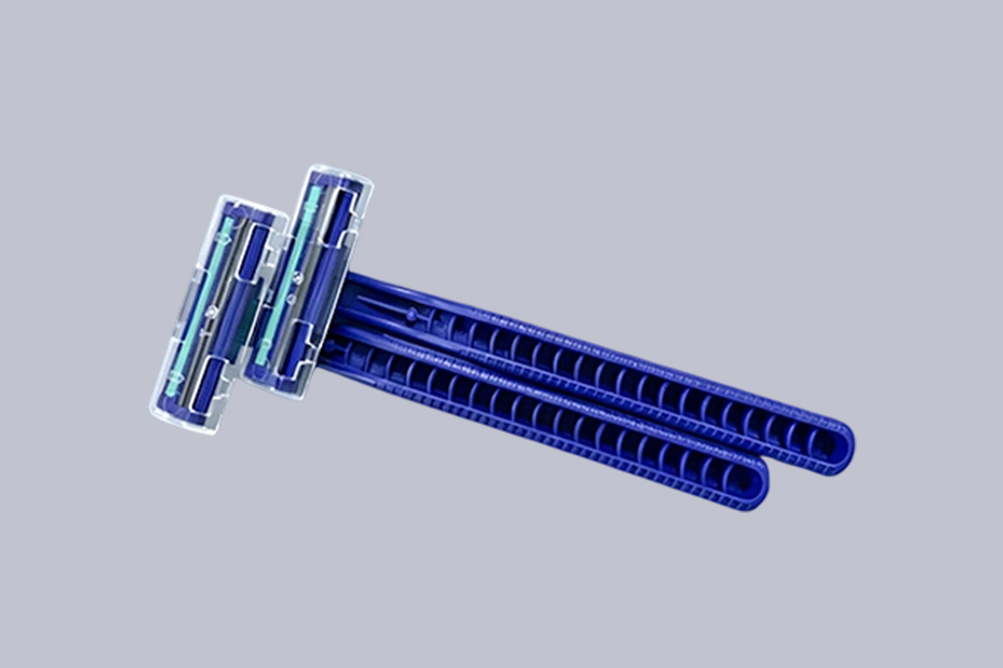 Disposable double-layer double-blade razor